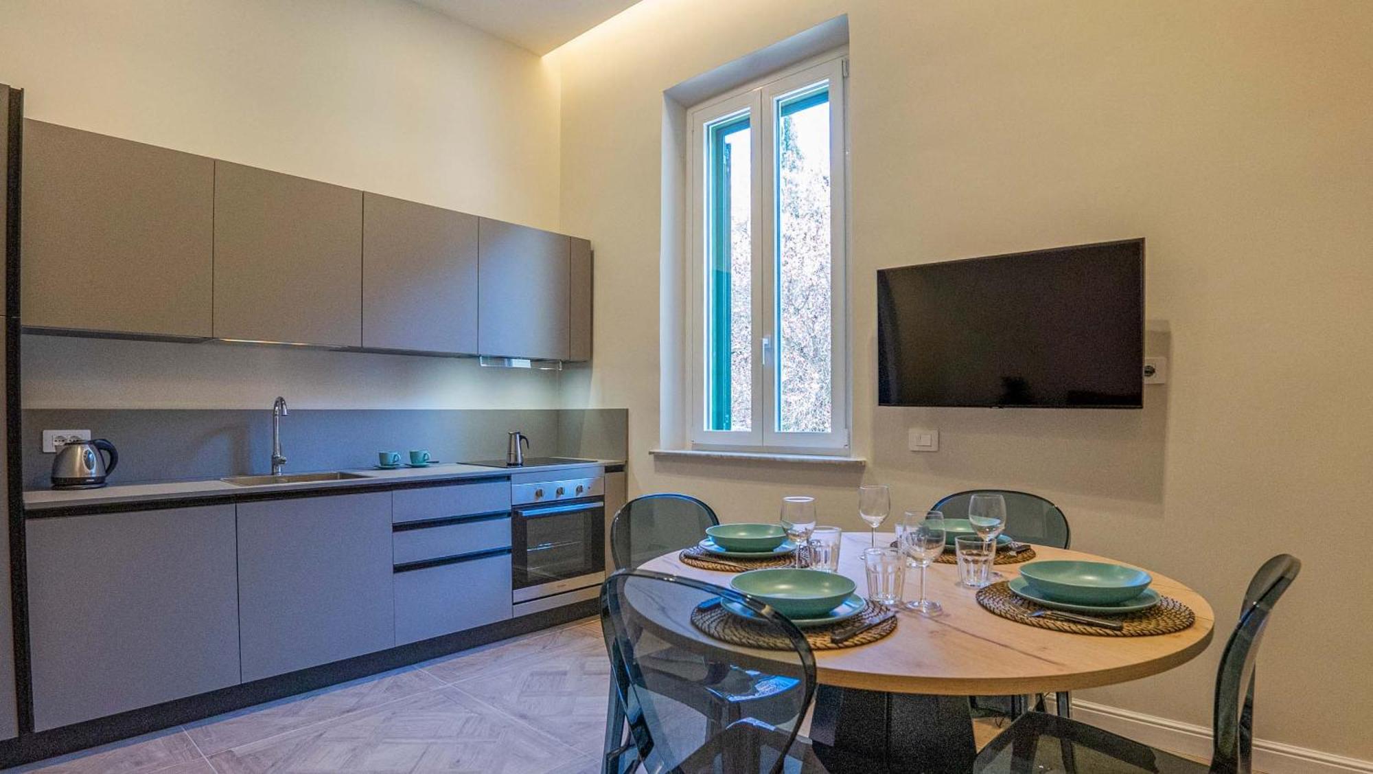 Mazzini Stylish * Rom