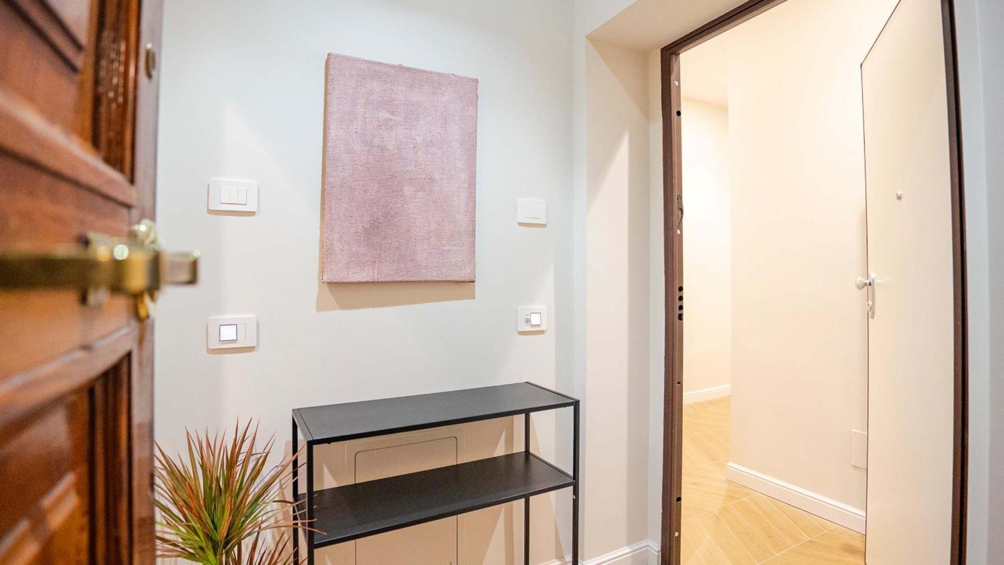 Mazzini Stylish Rom